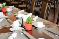 Bavaria Regent Hotel Hailar - breakfast