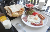 Good Day Phuket - Afhentnings-/afleveringstjenester