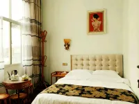 Jiatingyi Hotel - balcony