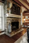 Muletown Manor • Tennessee Charm • Sleeps 10 • Fish Pond • Horse • Sunset Views