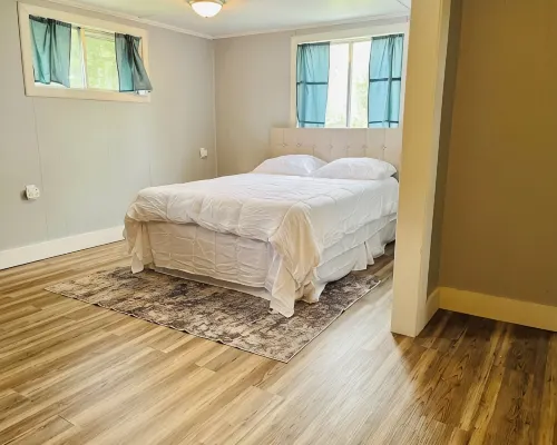 Charming home on the lake! Hotels in Fulton County