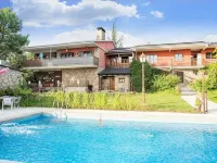Peñalara-la casa de Galapagar, romantic stone lodging with fireplace. Hotels in Galapagar