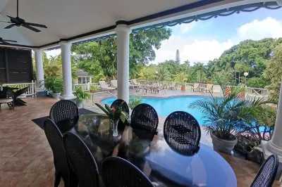 Spicy Hill Villa, One Of Jamaica's Best-Kept Secrets. Hotels in 