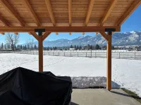 Spectacular 2BR house with view of Bitterroot Mountains. - 4-Star