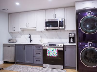 Cozy and Private Basement apartment / Ideal for Relaxation or Work