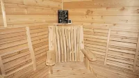 Quiet 3 BDR Home-  private sauna & skyline view- close to downtown & Mayo Clinic