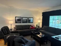 Cozy & Stylish 3 Bedroom Black and White Cottage. Perfect for Families & Groups! - Wi-Fi