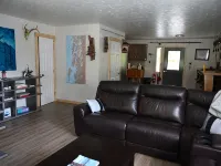 Comfy Duplex unit great for families and small groups, sleeps up to 9 Hotele w: Sitka