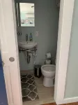 Private Tiny Guest House Near Downtown - Country Houses