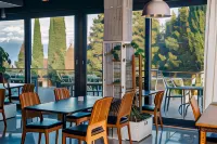 Park Hotel Tsinandali Estate - Разрешено размещения с домашними животными