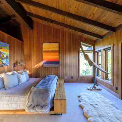 Premium Central Big Sur location, pool & spa, spectacular south views, 5 acres Rooms