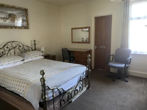 SOUTH LAKES TOWN CENTRE HOUSE - 2-Star