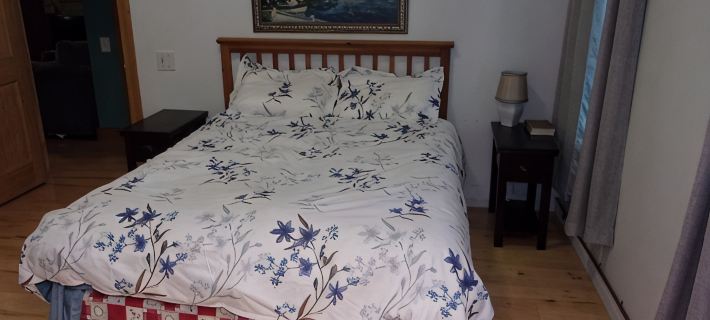 Family and Friends 4 Bedroom Newer Vacation Home Hotels in Petoskey