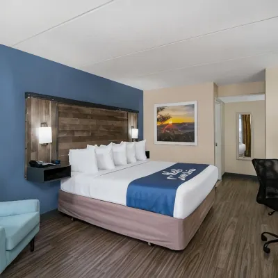 Days Inn by Wyndham Knoxville North Hotels near Chilhowee Park & Exposition Center