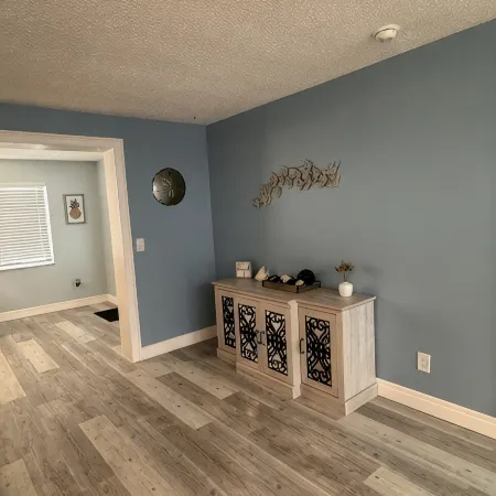 Pet Friendly Home close to the beach with direct access to Pinellas Trail