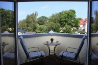 Family-friendly comfort apartment, 100 m to the Baltic Sea beach, with lagoon view - 3성급