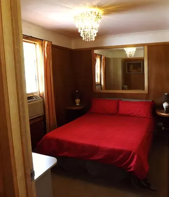 Sparkling Cabin Springs - Homestays