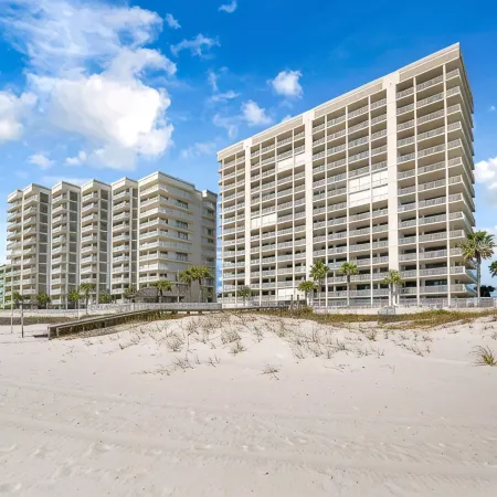 3 Bedroom Gulf Front - Book Now!