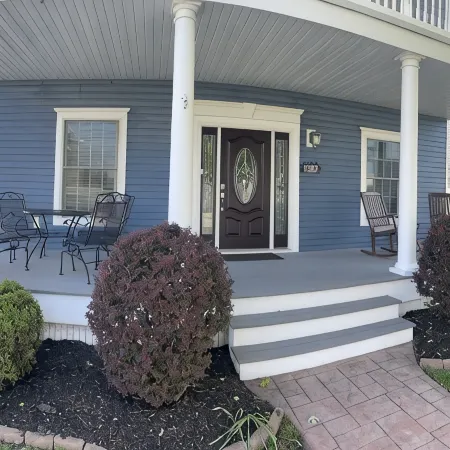 Beach Block 3 Min Walk, Center of Town Best Location Summer 2026 Booking up Fast