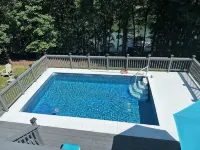 Family friendly Lakefront Home on a Wooded Lot - 30 min. to downtown Knoxville - Pools