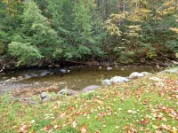 Jay River Front Three Bedroom. 2 miles to Jay Peak