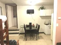 Convenient and clean studio near the beach and Newport. - 3-Star