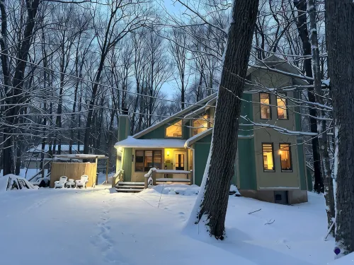 Summer Fun in the Lake! Hot Tub, Golf Cart, Fire Pit, Family Memories! - 4 stjerner