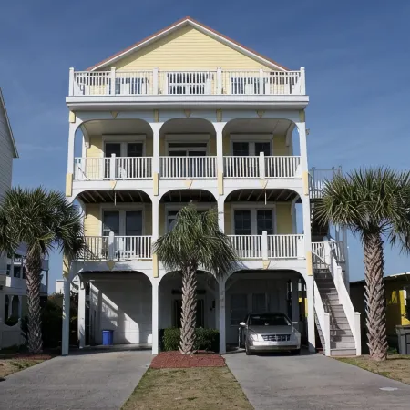 Personal Resort w/ Private Pool, Hot Tub & Elevator, Walking Distance to Town
