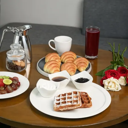 Courtyard by Marriott Gurugram Downtown