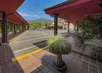 Hotel Rural "La Ruta de Cabrales" - parkir