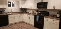 3 bd/1.5 bth townhome Mins from Dwntwn & Fairgrounds. Private Fenced Back Patio - Homestays