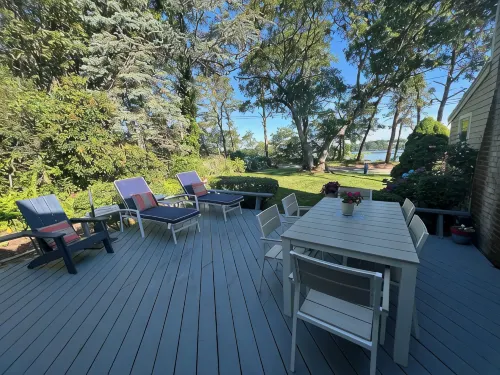 Waterfront lake house  private beach dock - Wifi