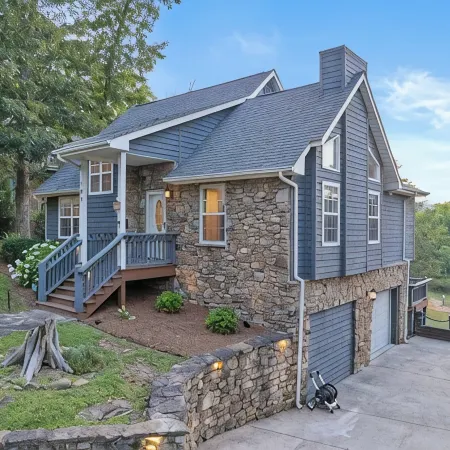 4Br Lakefront Getaway,Hot Tub,Dock
