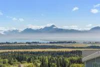 Spacious home w full Kachemak Bay views