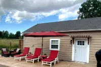 Country Home with 3B 1.5B w/ Room for Fishermen with Trucks Boats & Trailers - 4-Sterne