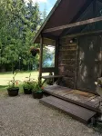 Historic Log Cabin & with RV space at White Lake - Chalets