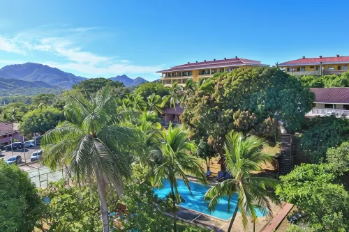 Beach Front Penthouse with Incredible Views - Boutique