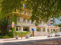 The Sylvia Hotel Hoteles cerca de Playa Jericho