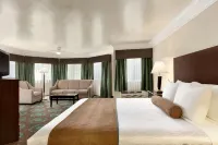 Best Western Liberty Inn - 駐車場