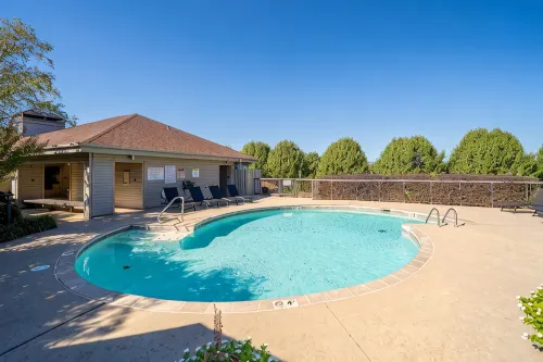 CASTAWAY on Lake Hamilton - 3 bedroom with boat slip - Boutique