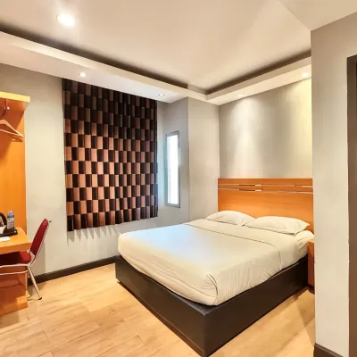 My Home Hotel Отели рядом с достопримечательностью «Дворец Kadriah»