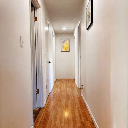 30% OFF Monthly Stay Convenient Location