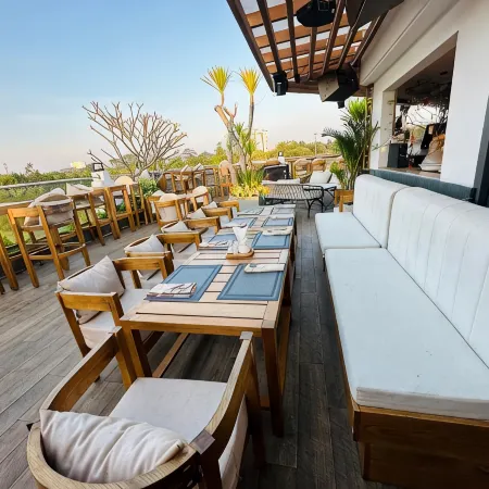 Ngon Avatar Hotel