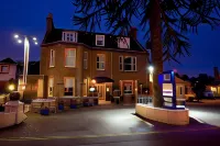 The Glenmoriston Townhouse Hotel - parking