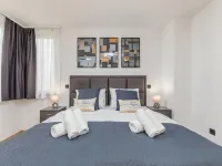Villa D Pula 3-Bedrooms Luxury Accommodation - Private Pool