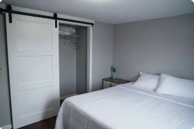 Charming one-bedroom house with a king size with AC and WiFi in enjoyable Wabash