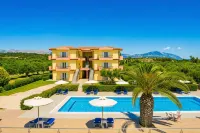 Nautilos Hotel - Pools