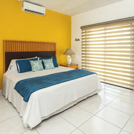 Luxury House 25 for 6-7 p, with Pool Cancun!