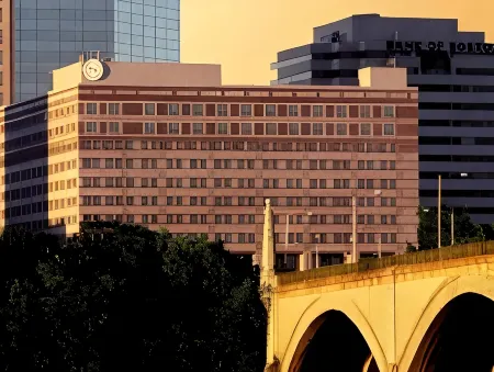 Sheraton Springfield Monarch Place Hotel