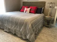 Charming 2-bedroom house - Walking distance to all sporting venues at Ole Miss!! - 4-Star